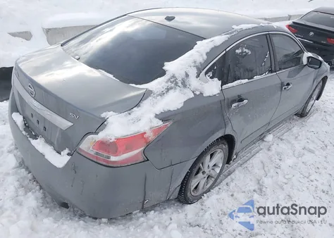 2015 Nissan Altima 2.5 Sv z USA, uszkodzony, nr VIN 1N4AL3AP2FC483870